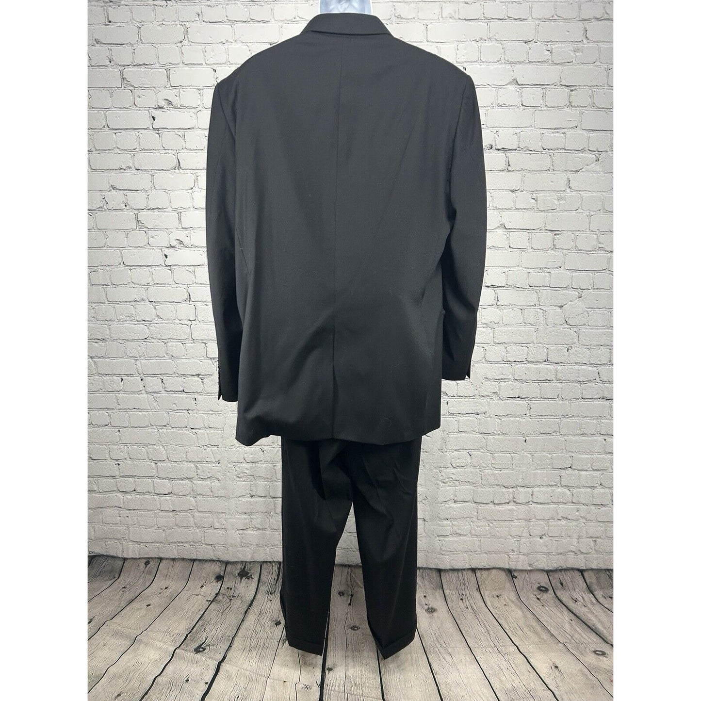 Jos A Bank Signature Collection Black Gordon Wool Two Button Two Piece Suit 48LG