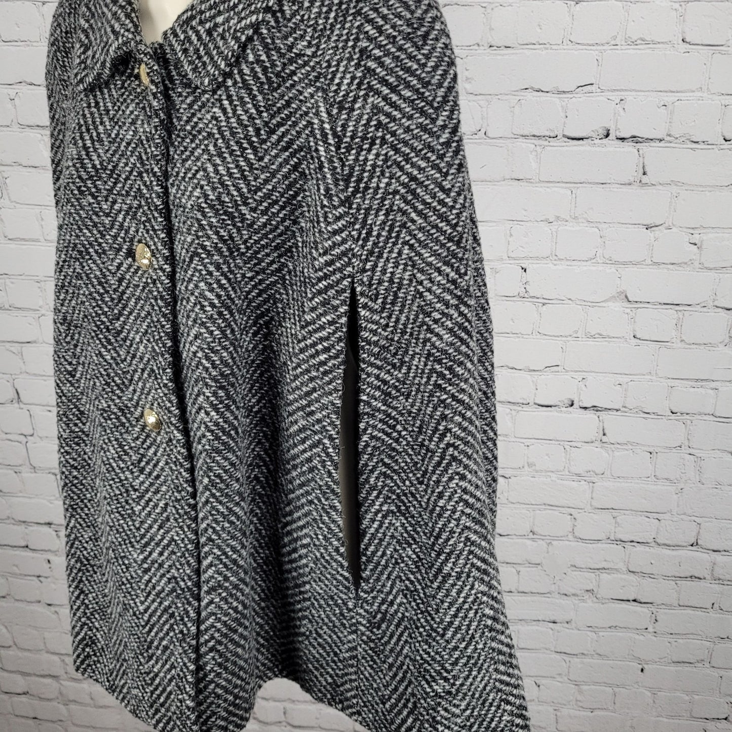 Draper James Black White Wool Blend Tweed Belted Sleeveless Cape Coat Size M/L