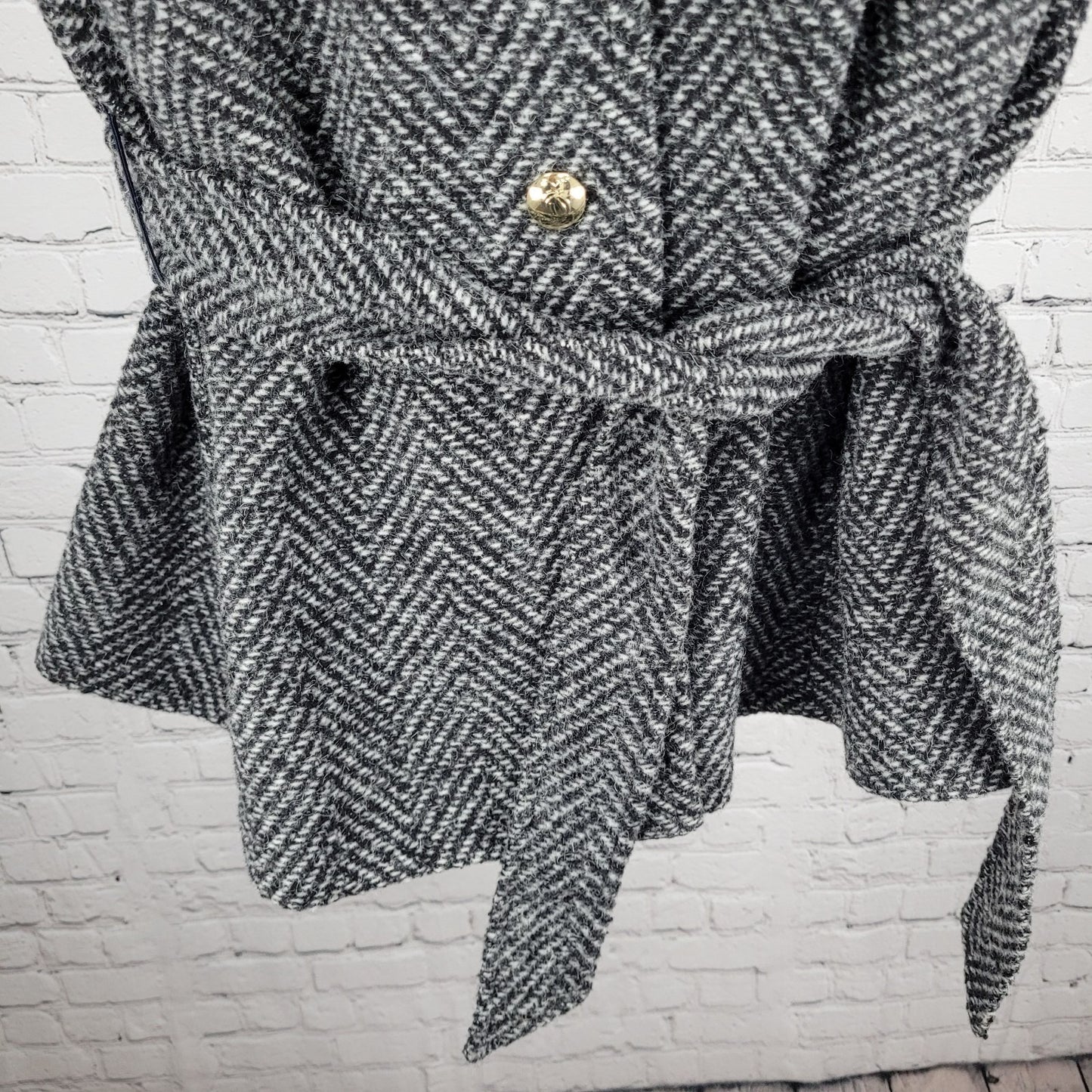 Draper James Black White Wool Blend Tweed Belted Sleeveless Cape Coat Size M/L