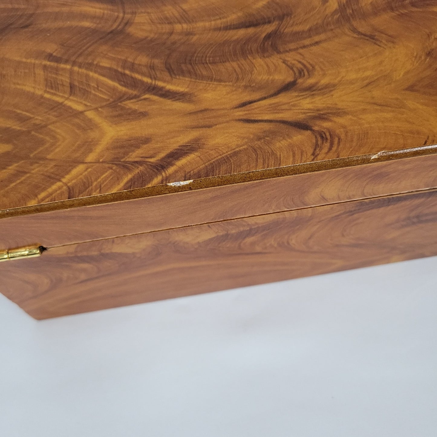 Quality Importers Trading Co Humidor Supreme Brown Wood Cigar Storage Box