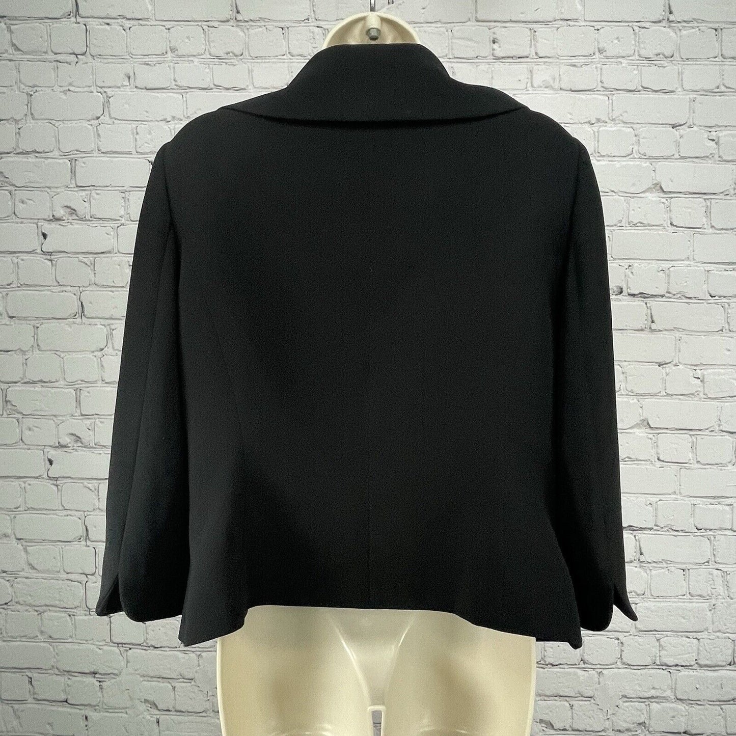 Tahari Black Lined 4 Button Bow Collar Pocketed Ventless Blazer Size 12