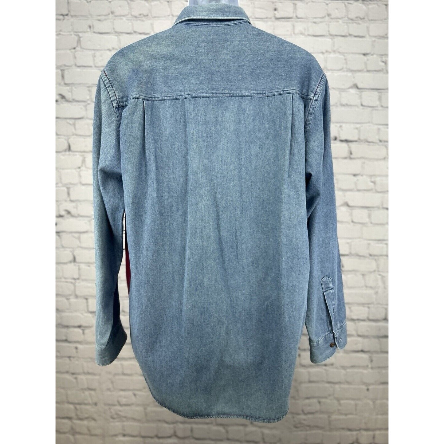 Cutter & Buck Red Denim Color Block Cotton Button Up Long Sleeve Size Medium M