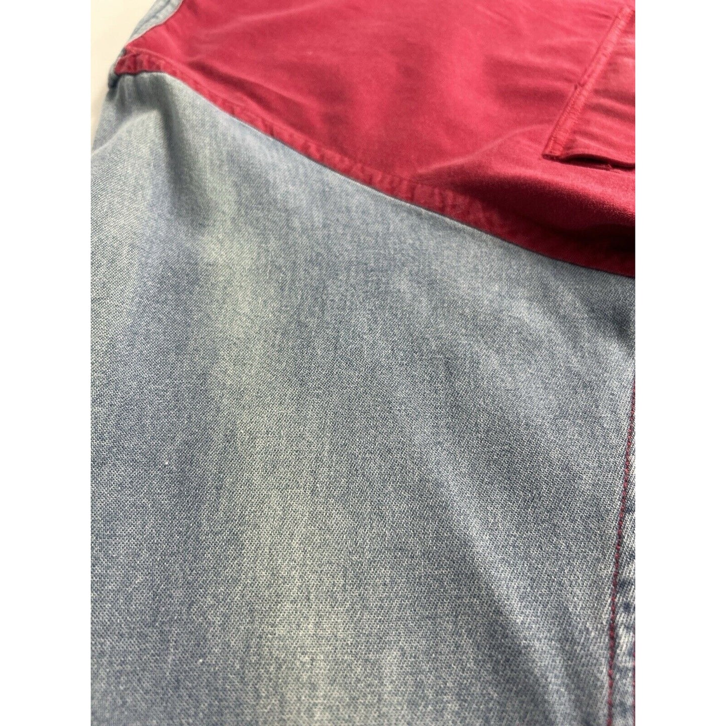 Cutter & Buck Red Denim Color Block Cotton Button Up Long Sleeve Size Medium M