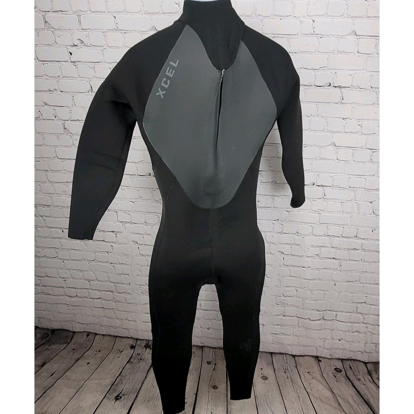 Xcel Axis Black 5/4mm Back Zip Full Long Sleeve Dive Wetsuit Size Large L