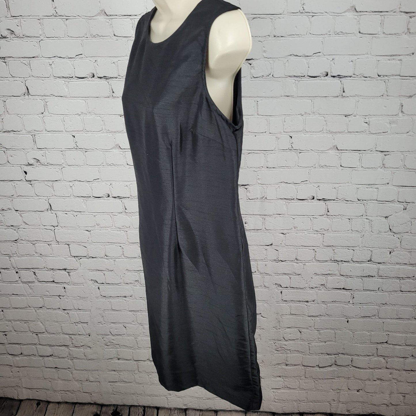 NWT Impressions Workshop Black Sleeveless Lightweight Shift Dress Size Medium M