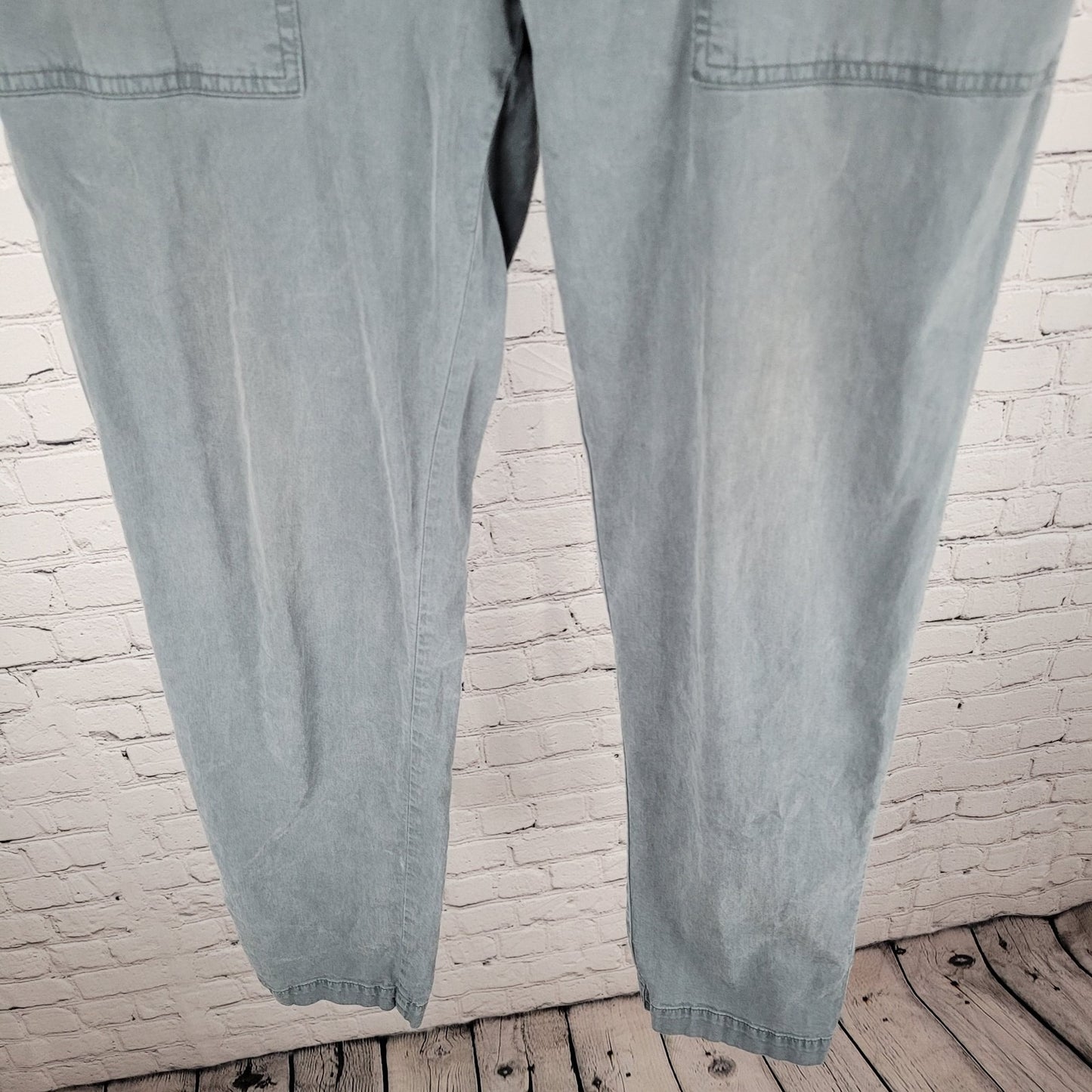 Orvis Grey Lightweight Stretch Elastic Waist Pants Casual Size Medium M (32x28)