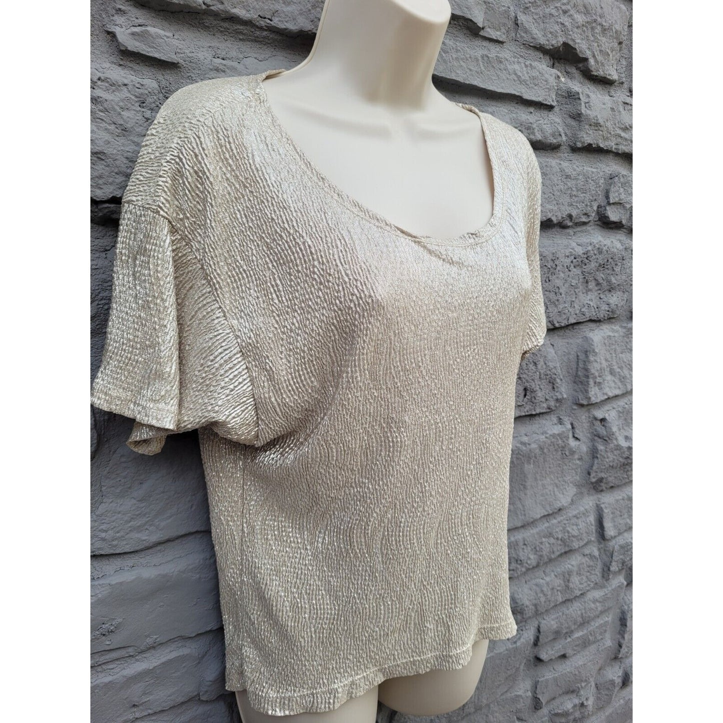 Francesca's Love Note Paper Textured Gold Silver Top Blouse Size Medium