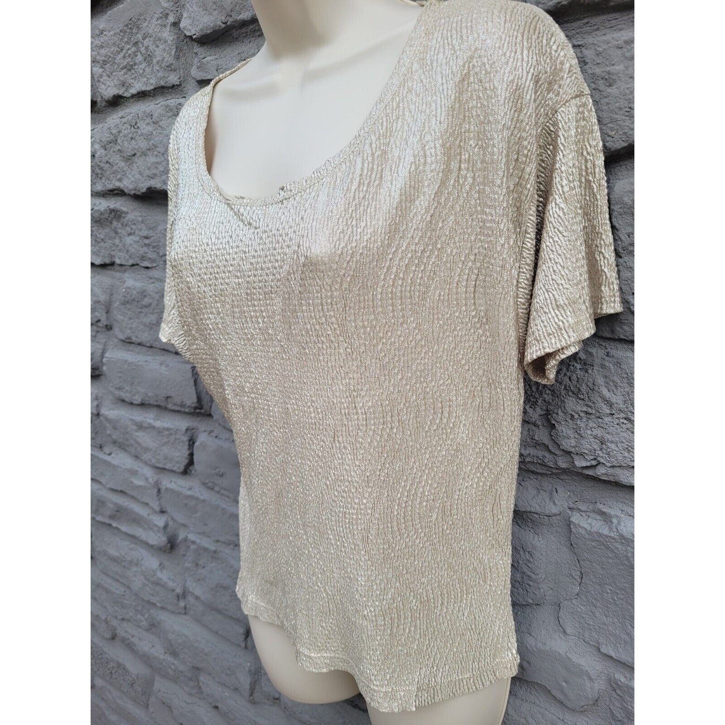 Francesca's Love Note Paper Textured Gold Silver Top Blouse Size Medium