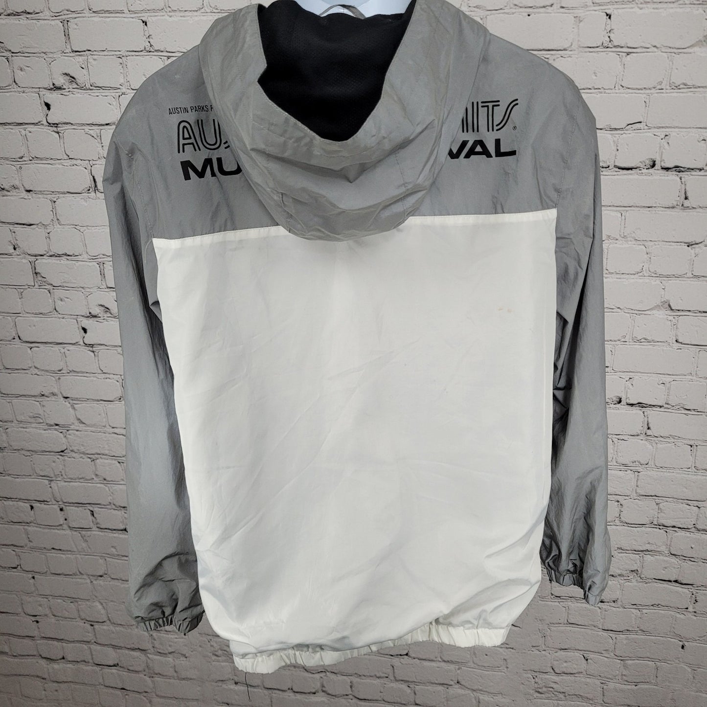 Austin City Limits Music Festival Silver Metallic Hooded Jacket Size Medium M