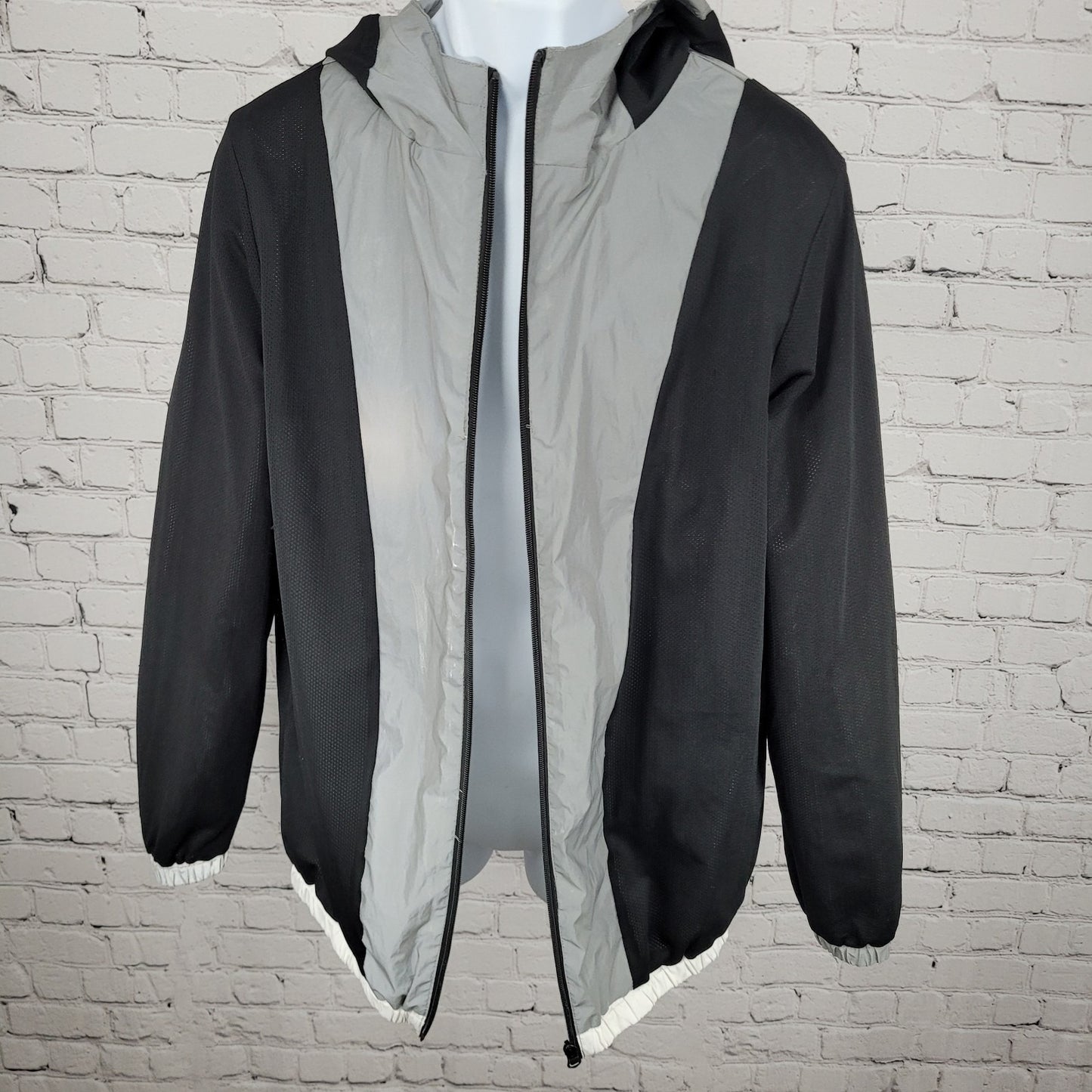 Austin City Limits Music Festival Silver Metallic Hooded Jacket Size Medium M