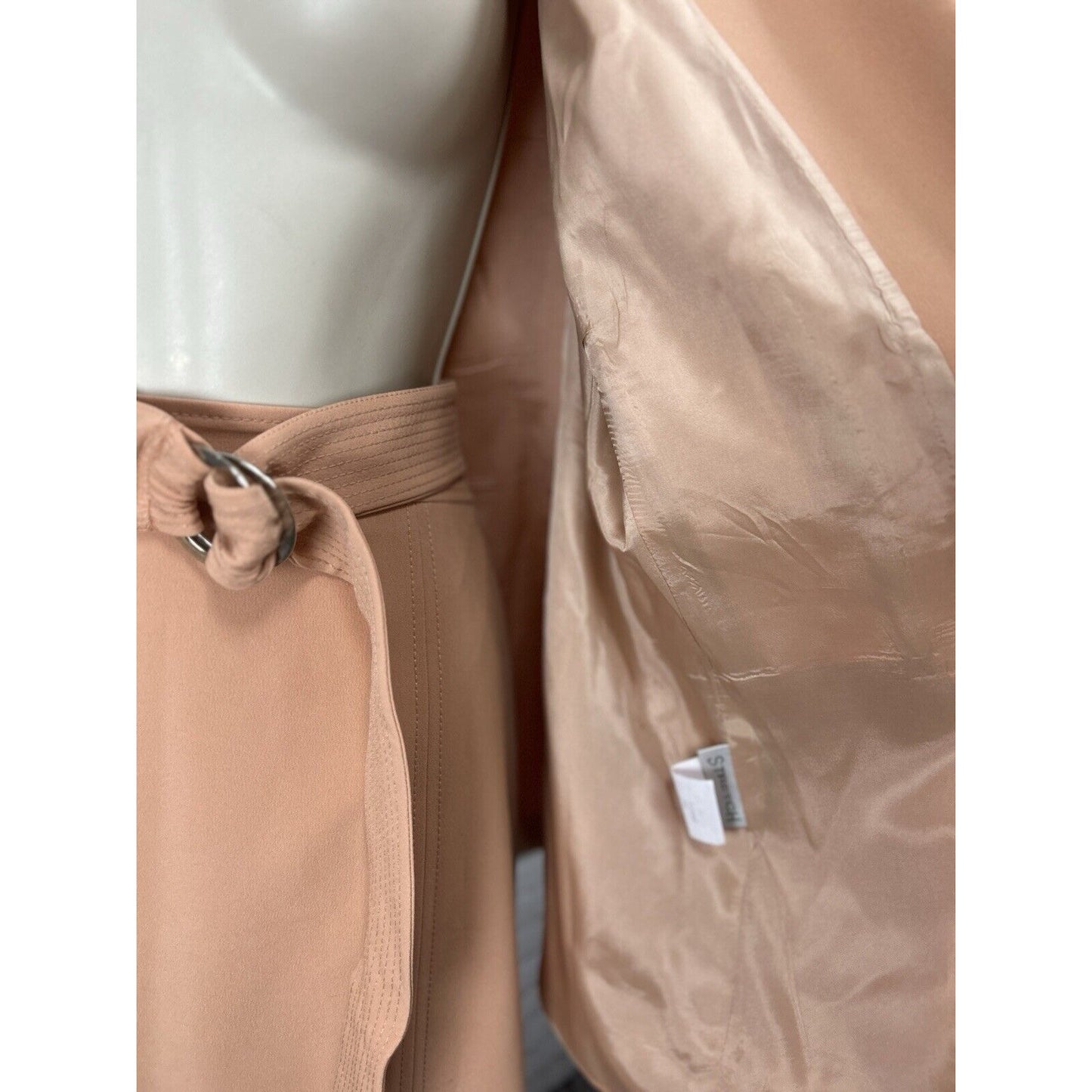 Conrad C Collection Pink Collared Stretch Belted Women’s Skirt Suit Size 16