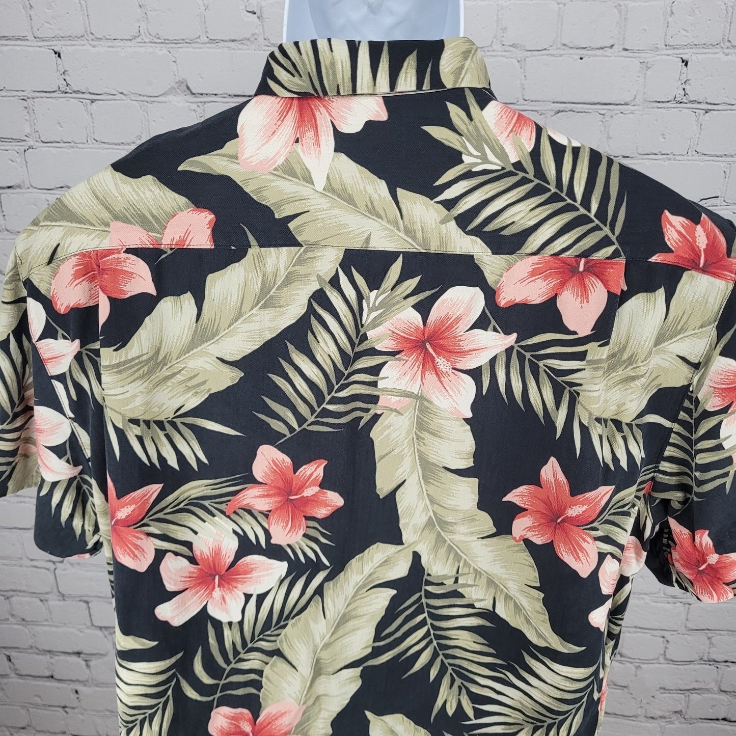 Caribbean Black Tropical Floral Silk Blend Hawaiian Button Up Shirt Size Large L