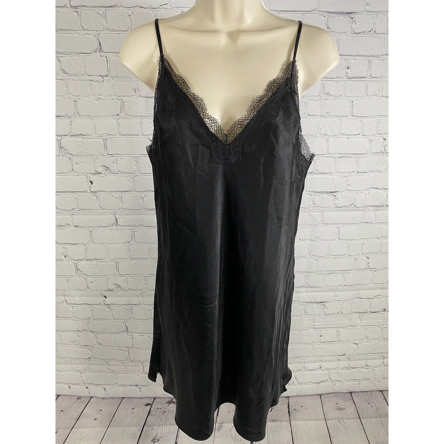 Victorias Secret Black Satin Adjustable Strap V Neck Lace Accent Nightie M