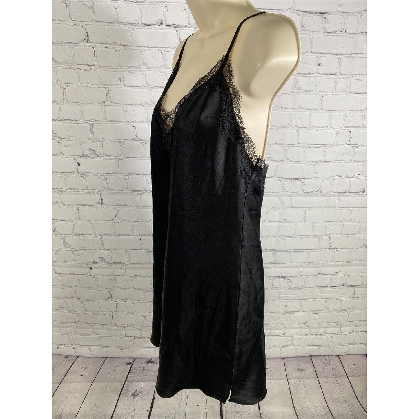 Victorias Secret Black Satin Adjustable Strap V Neck Lace Accent Nightie M