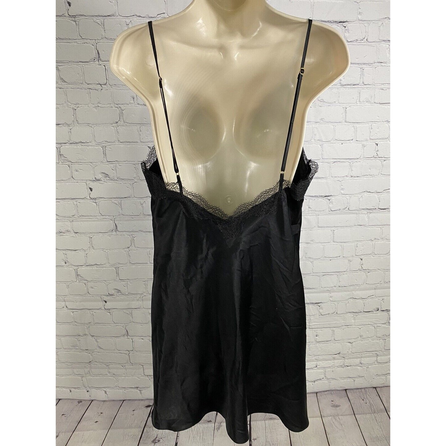 Victorias Secret Black Satin Adjustable Strap V Neck Lace Accent Nightie M