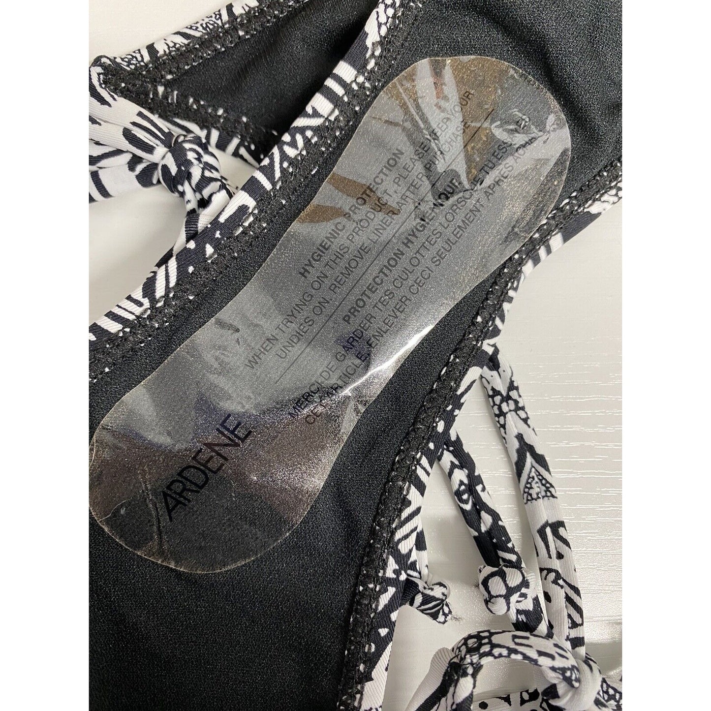 NWT Ardene Basic Collection Black White Aztec Floral Side Tie Swimsuit Bottoms M