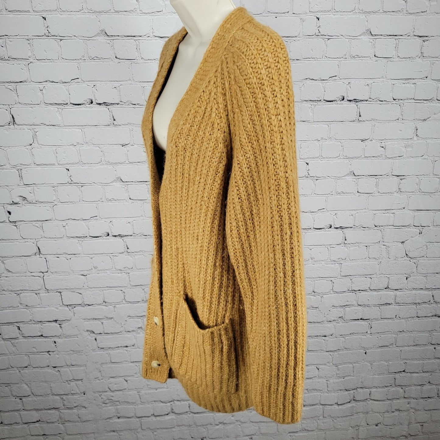 Vince Tan Alpaca Merino Wool Blend Buttoned Cardigan Sweater Size Medium M