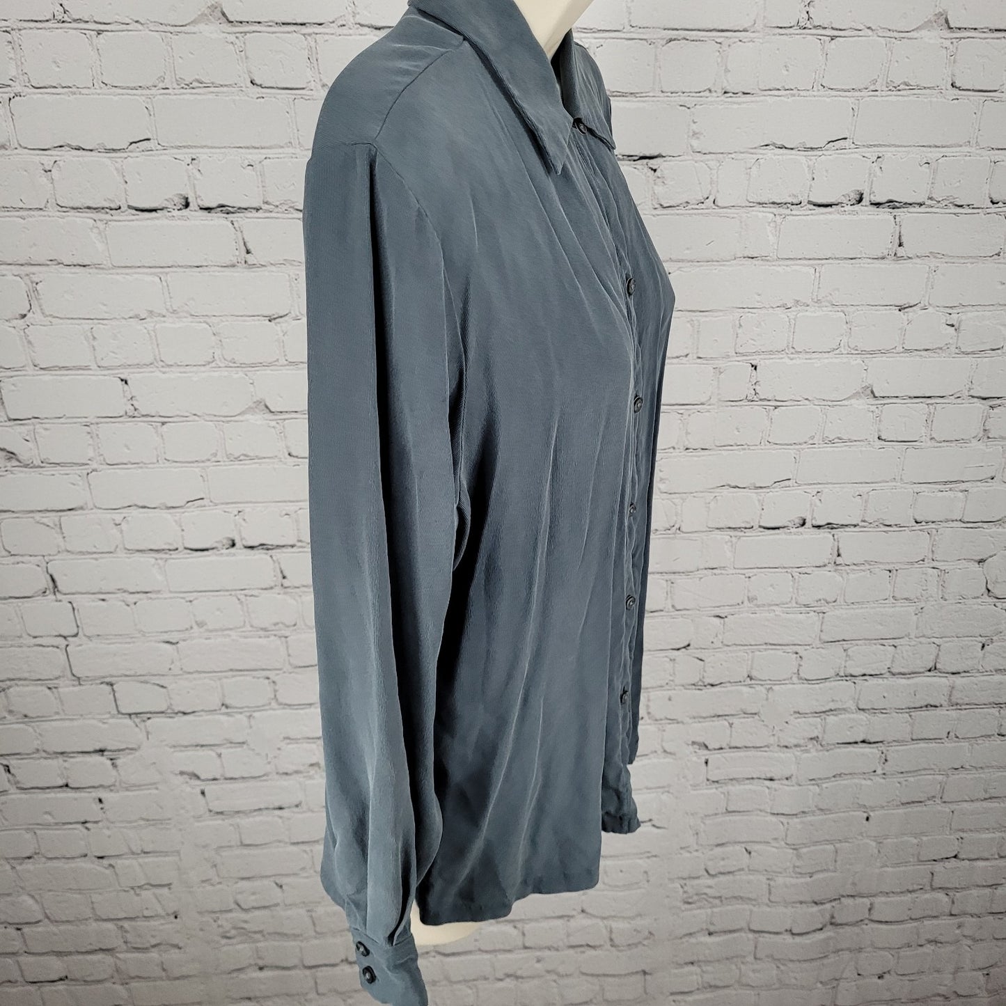 Eddie Bauer Blue Grey 100% Silk Button Up Long Sleeve Collar Shirt Size Large L