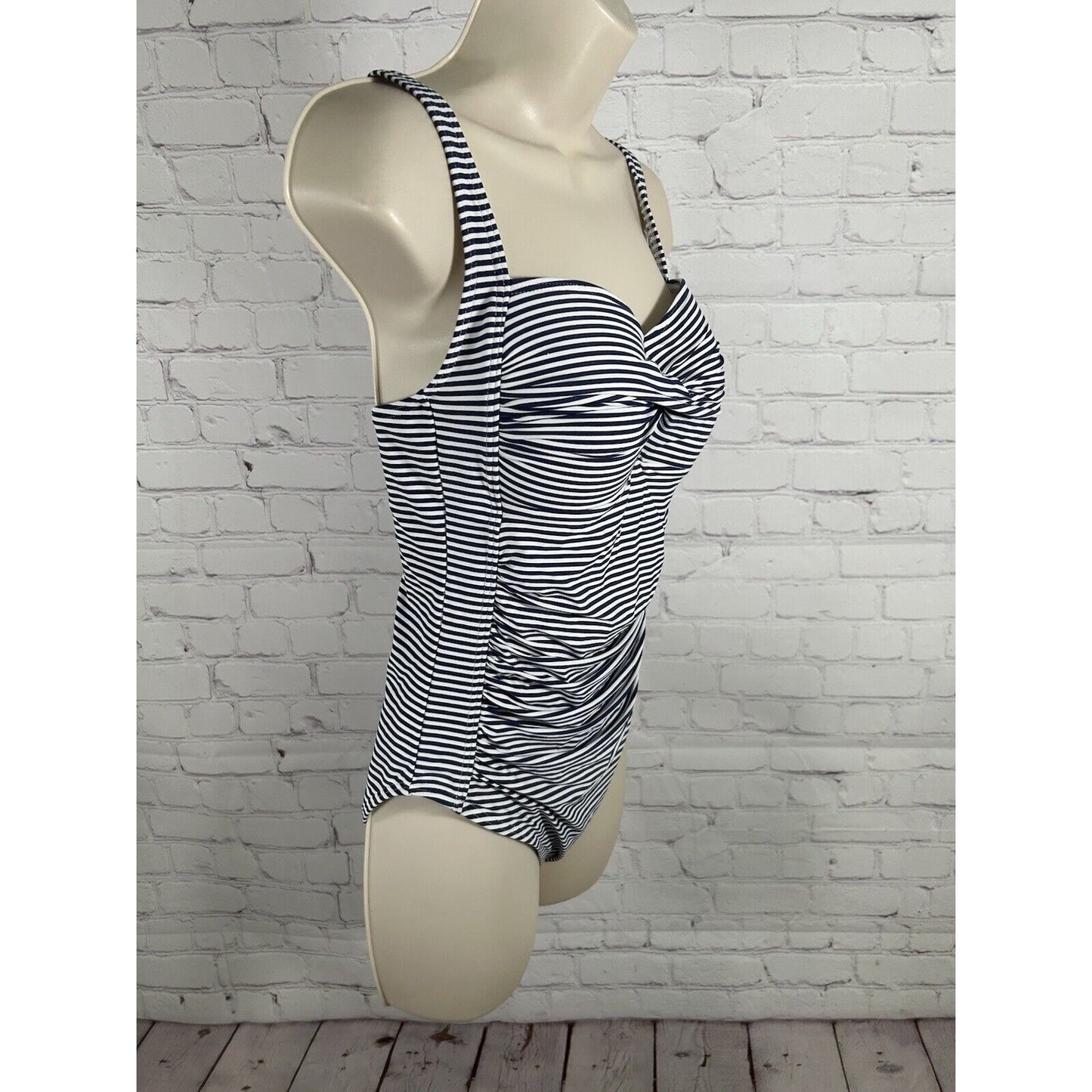 Nip Tuck One Piece Swimsuit Bathing Suit Navy White Stripes Multi Fit Cups 12