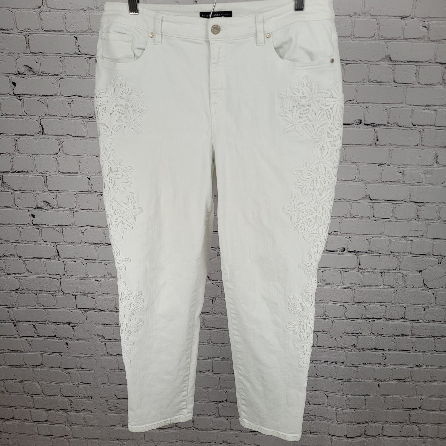 Black Label Chico's White Lace Appliqué Stretch Jeans Size 2 US 12 (34x27)