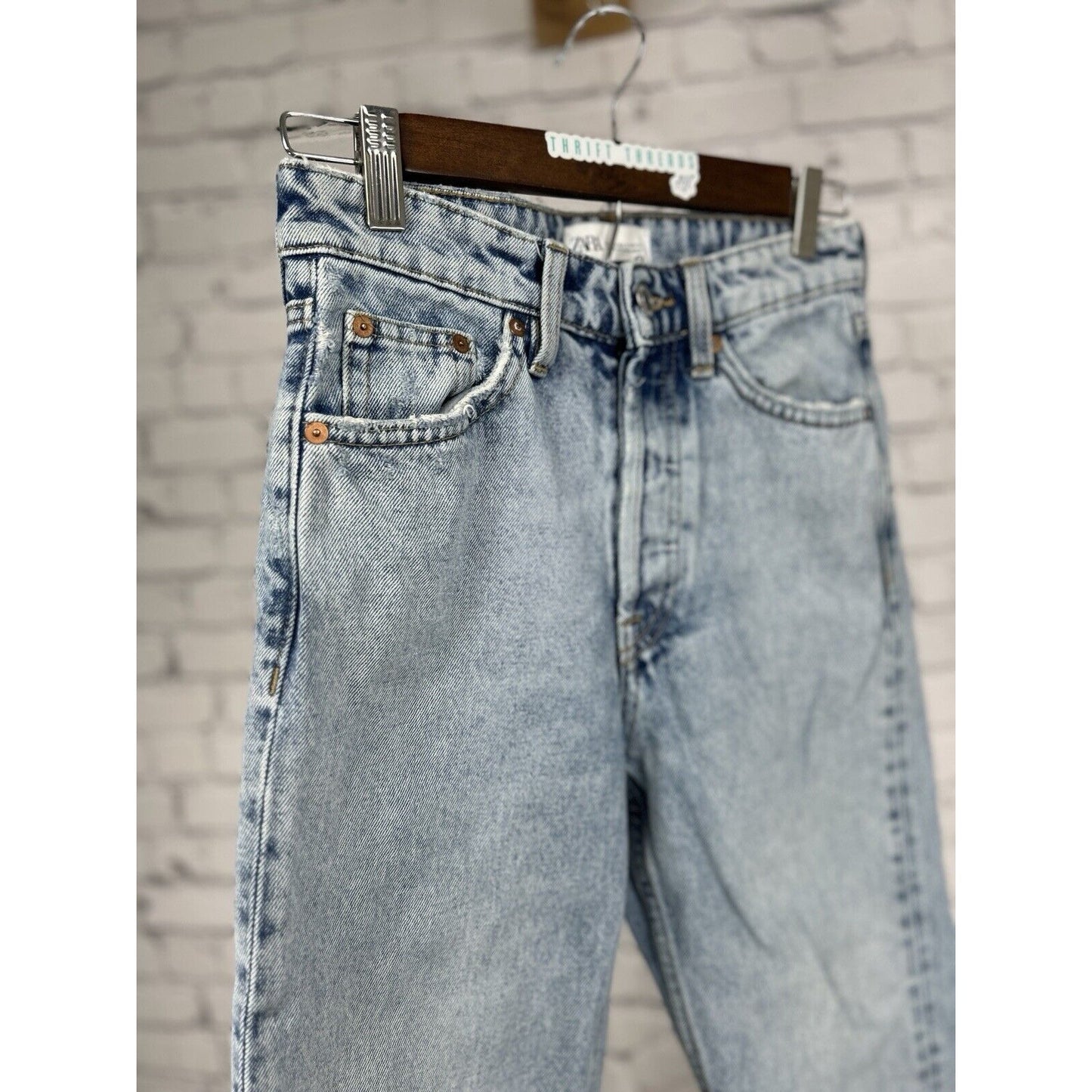 Zara Blue Light Wash 100% Cotton Mid Rise Distressed Jeans Size 2 (24X25)