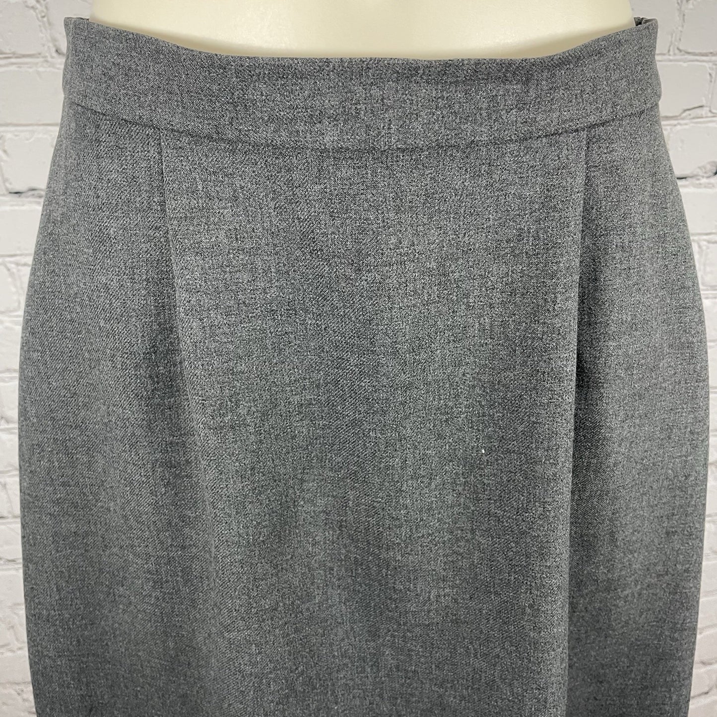 VTG Orvis Grey Pleated A Line Zipped Long Maxi Skirt USA Made Petite Size 6P