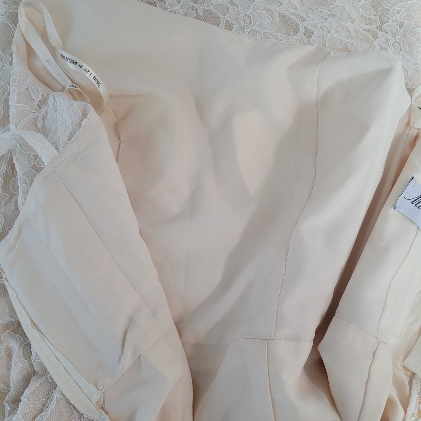 Mori Lee Madeline Gardner Ivory Floral Lace Boned & Padded Bodice Dress Size 8