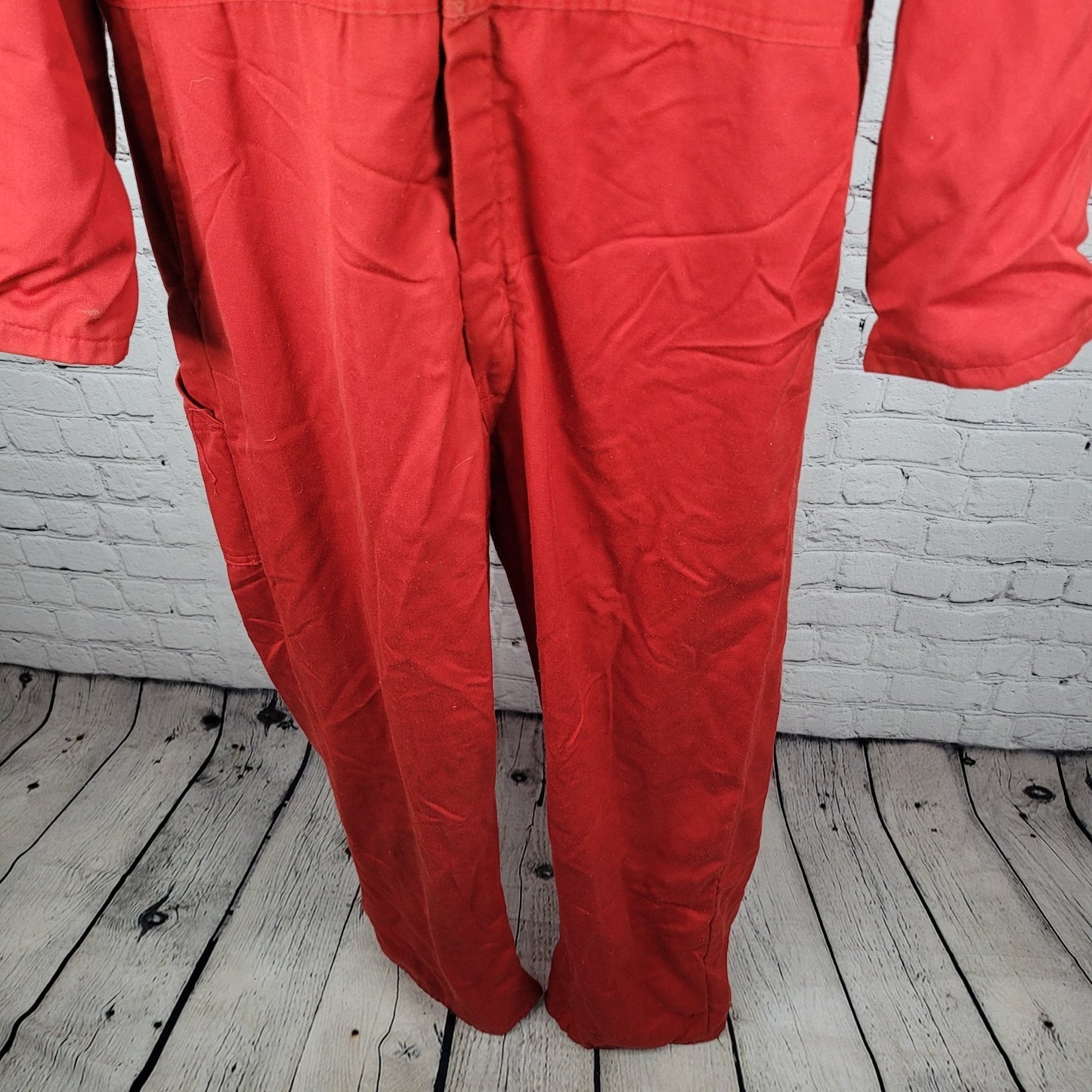 VTG Walls Blizzard Pruf Red Insulated One Piece Suit Coveralls USA Size Large LT