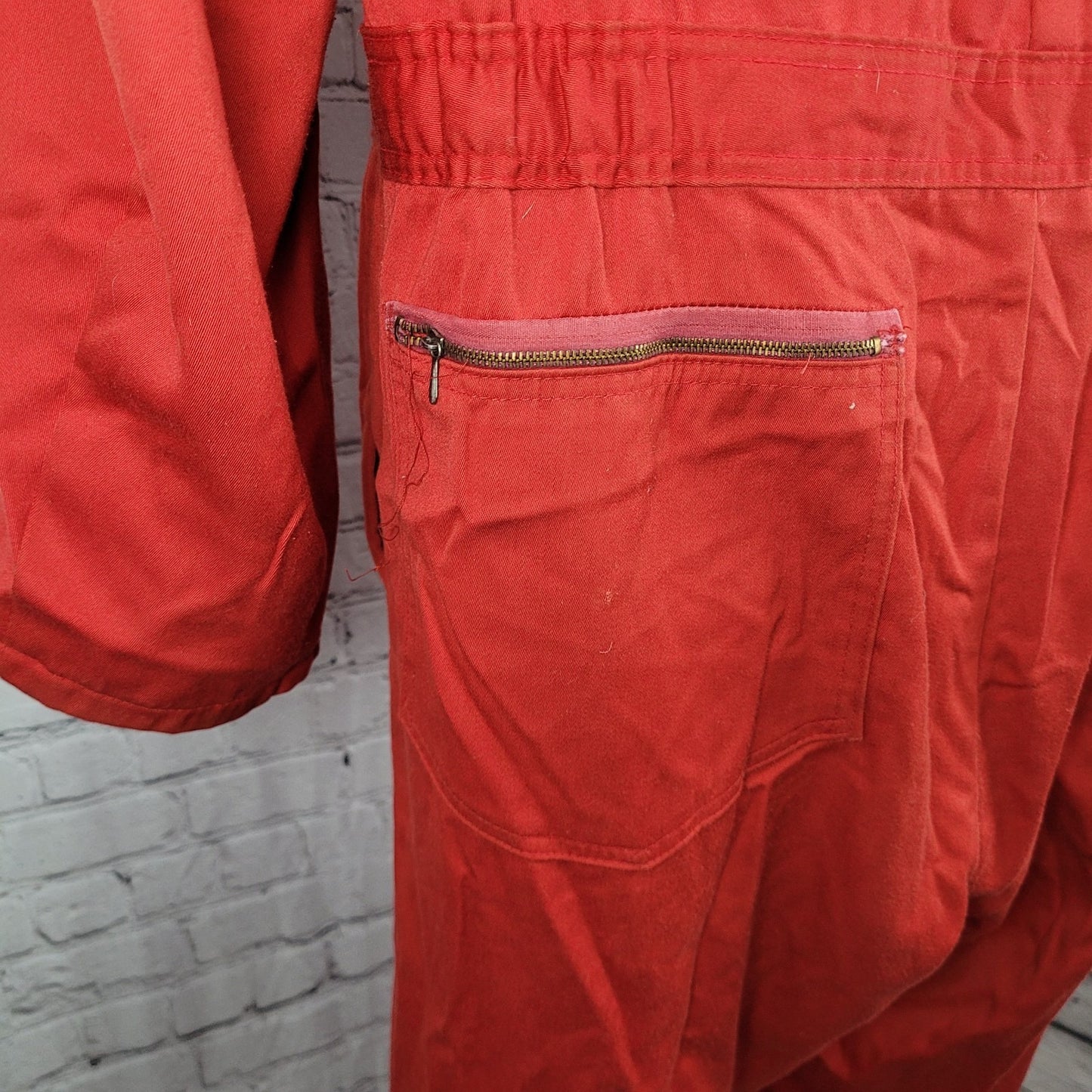 VTG Walls Blizzard Pruf Red Insulated One Piece Suit Coveralls USA Size Large LT