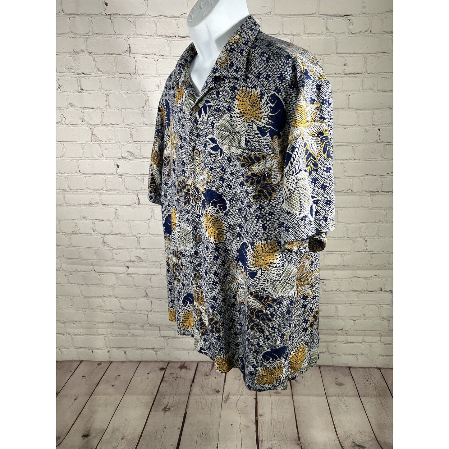 Caribbean 100% Pure Silk Button Up Short Sleeve Blue Yellow Hawaiian Shirt XL