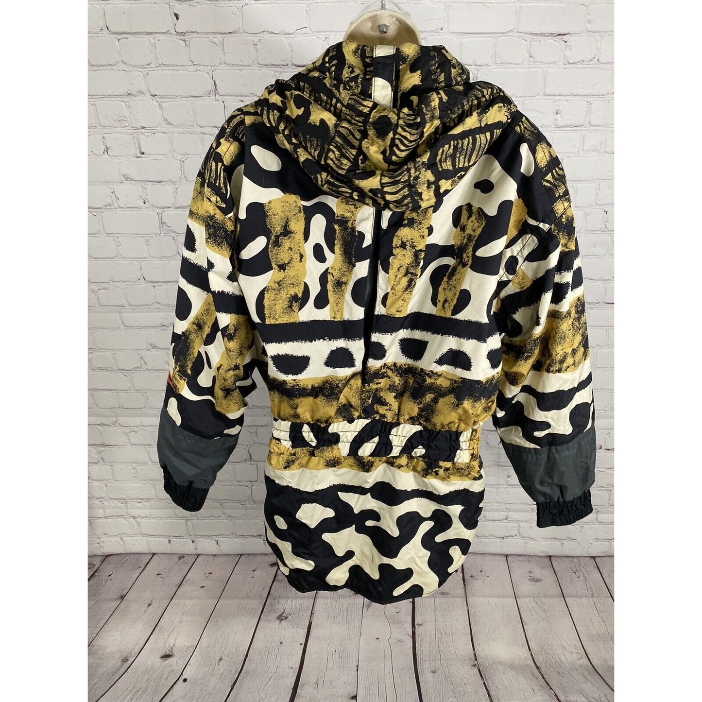 VTG Obermeyer Untamed Black White Yellow Full Zip Hooded Cinched Coat Jacket 12