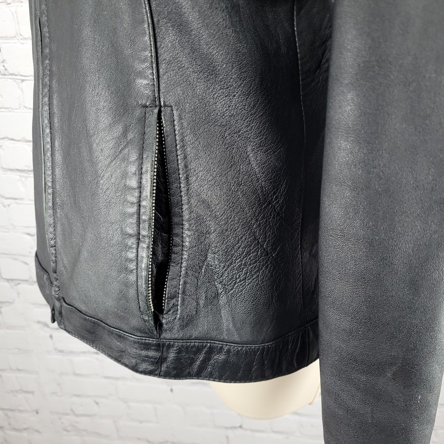 VTG Wilsons Genuine Leather Maxima Black Full Zip Thinsulate Jacket Medium M