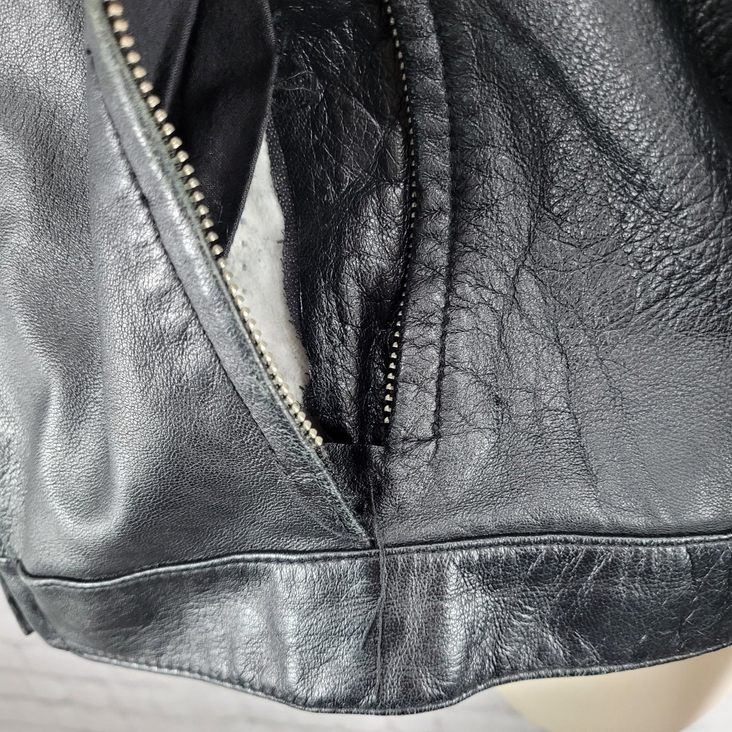 VTG Wilsons Genuine Leather Maxima Black Full Zip Thinsulate Jacket Medium M