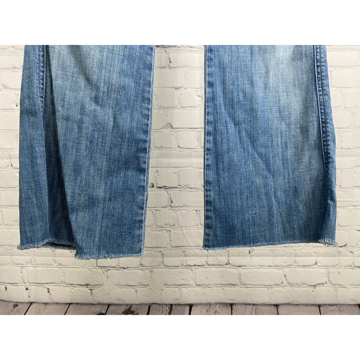 7 For All Mankind Light Wash Denim "A" Pocket Flared Raw Hem Jeans 28 (30x31.5)