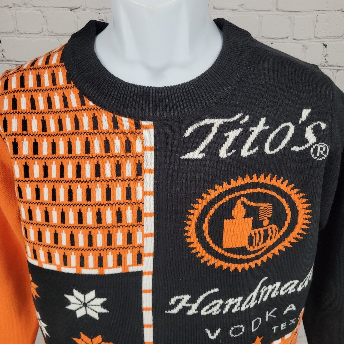 Tito's Handmade Vodka Austin Texas Black & Orange Pullover Sweater Size XS