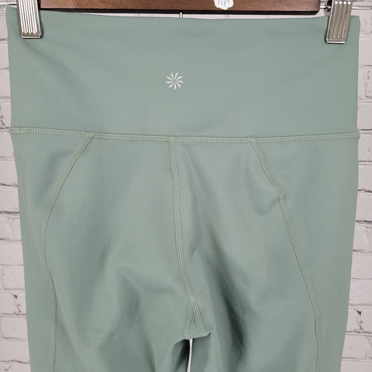 Athleta Green Mesh Vented Mid Rise Crop Yoga Pants Tights Activewear Size XS