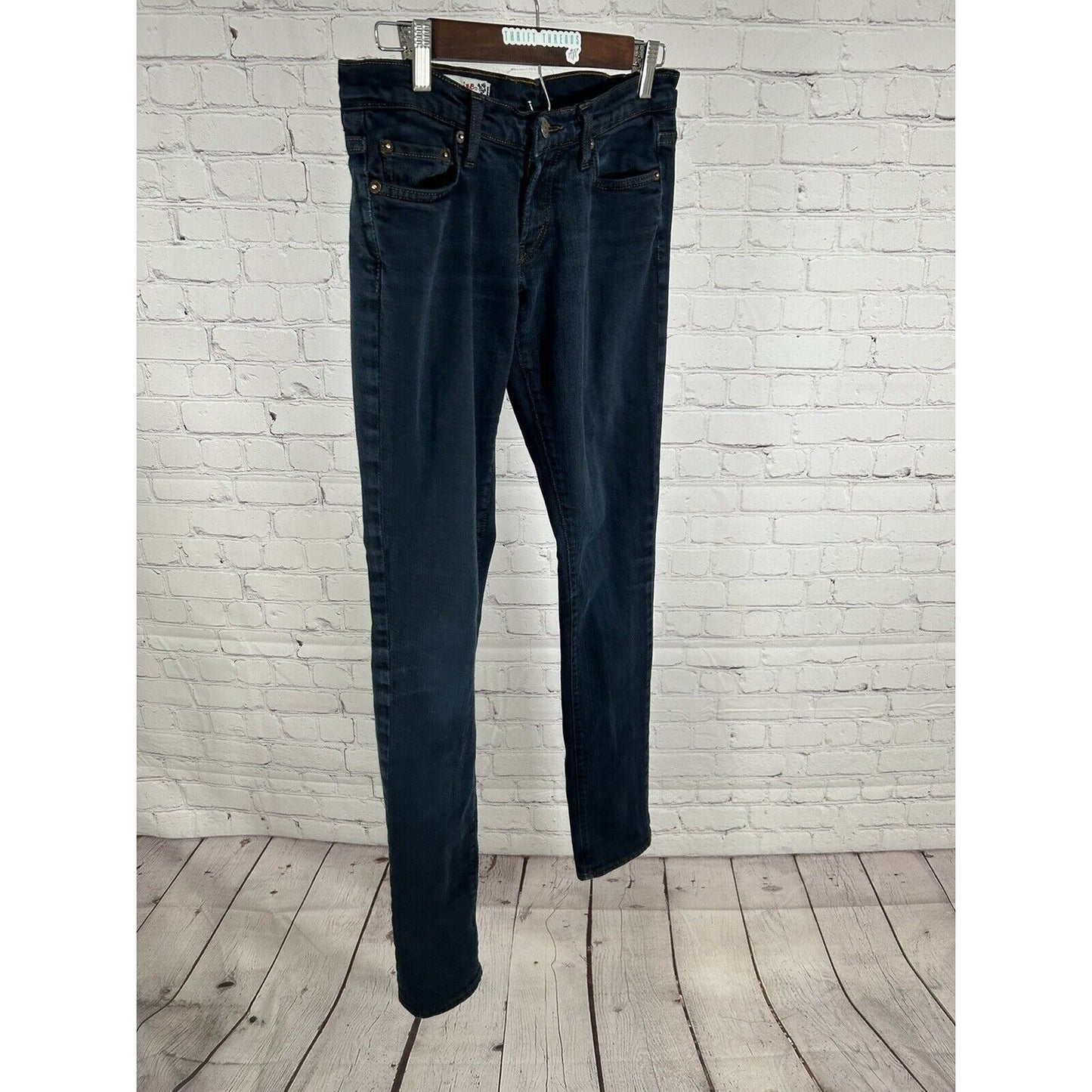 VTG Red Engine Vintage Original Denim Dark Wash Women’s Skinny Jeans (28 x 33)