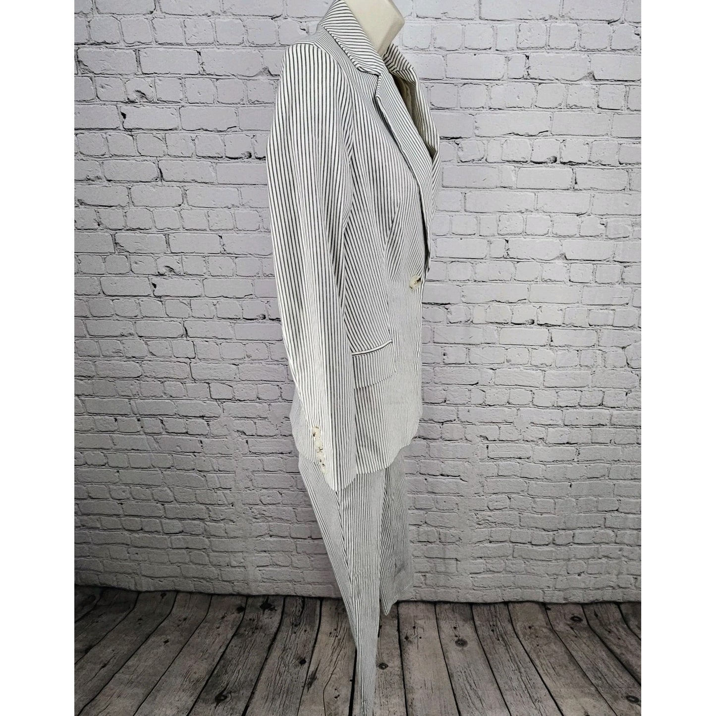 Adrianna Papell Ivory Grey Striped Full Pant Suit 2 Piece Set XS 4 (26x27)