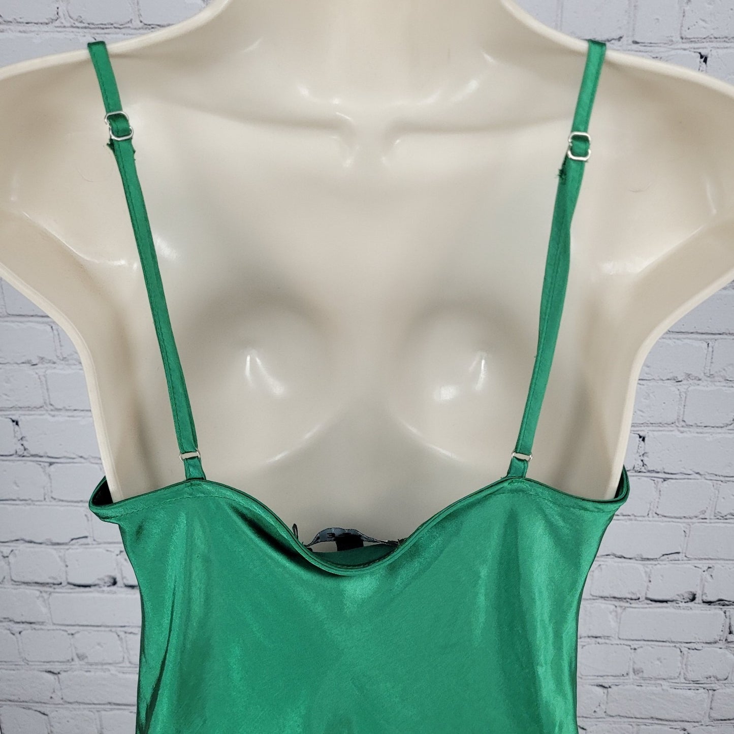 NWT Motel Kelly Green Silky Satin Stretch Paiva Strappy Slip Dress Size Small S