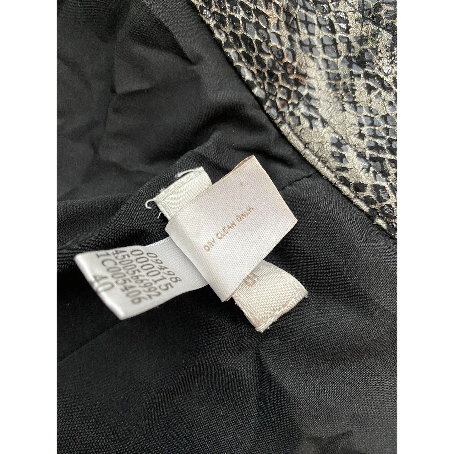 Chico’s Black Silver Full Zip Shiny Snake Print Long Sleeve Lined Jacket Size L