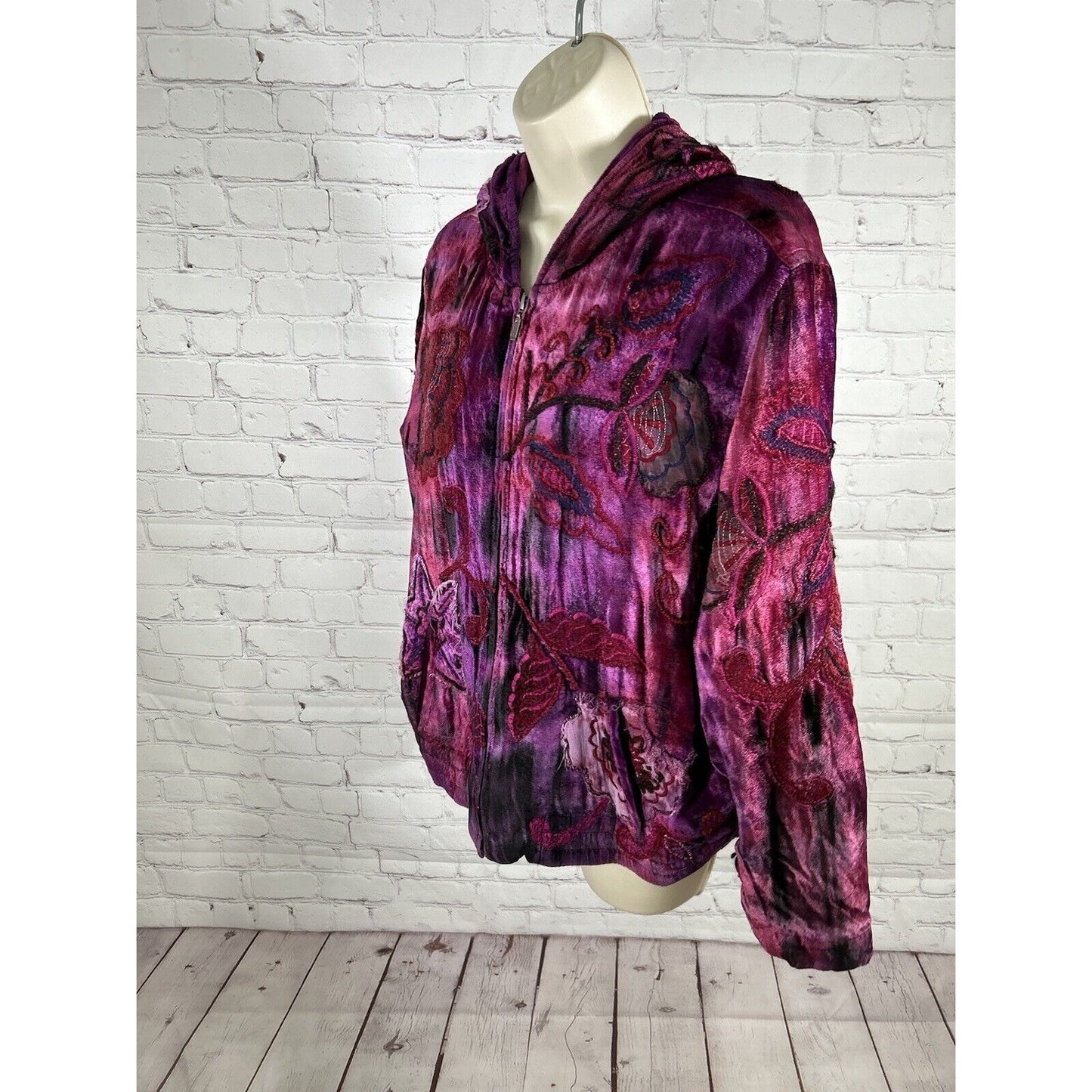 Chico’s Purple Red Embroidered Embellished Hippie Floral Full Zip Jacket Size M