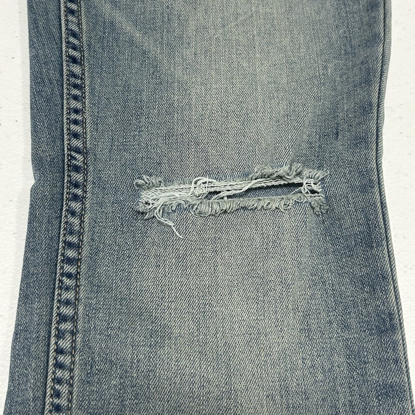 Free People Light Blue Distressed Mid Rise Denim Jeans Size 28 (29X25)