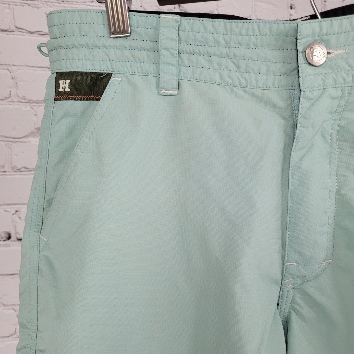 Howler Bros Green Zip Fly Multiple Pockets Board Shorts Swim Trunks Size 30x9