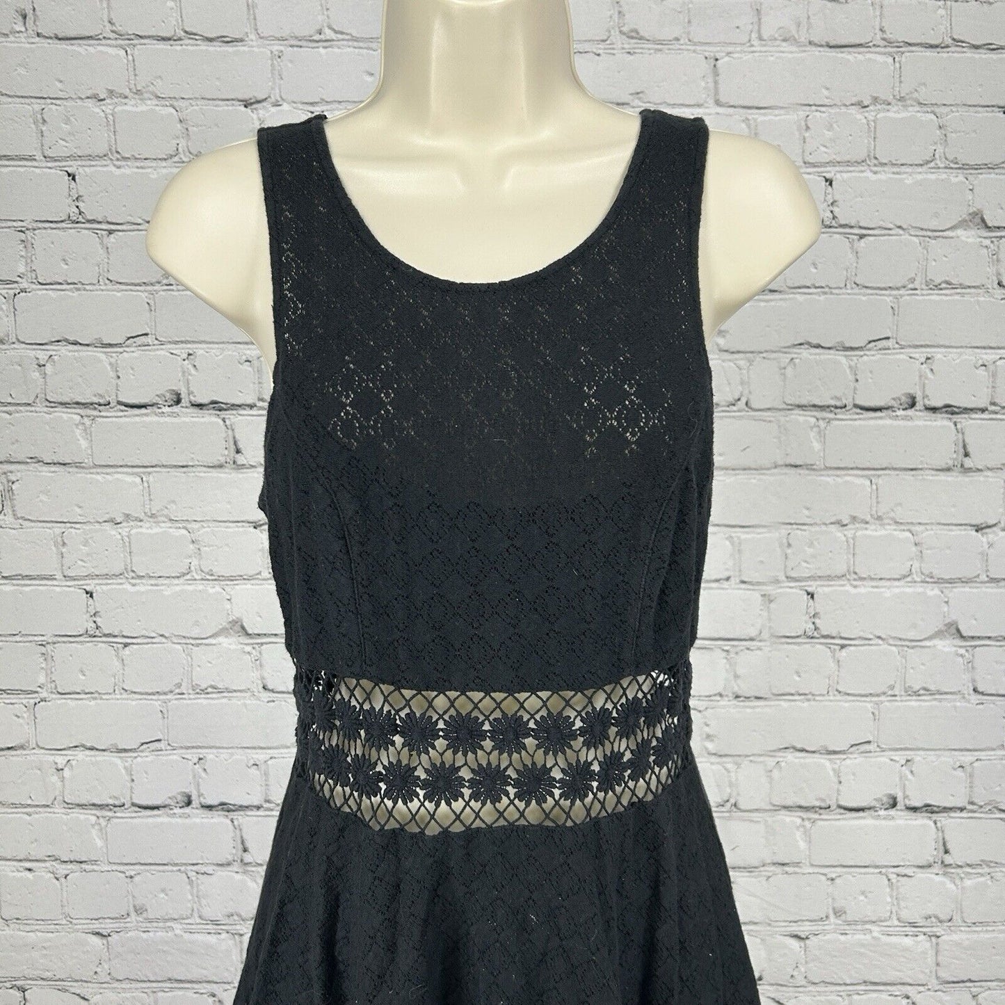 Free People Black Floral Embroidered Sleeveless A Line Peekaboo Dress Size 4