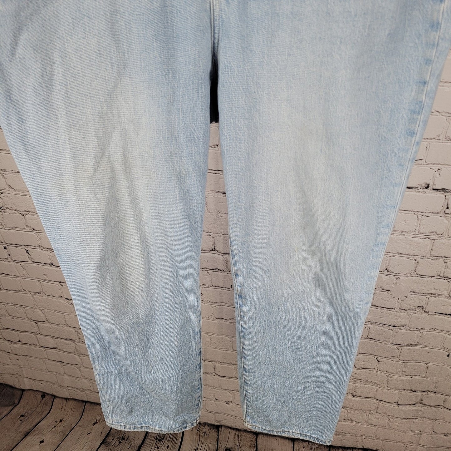 Madewell The Curvy Perfect Vintage Jean Light Denim High Rise Size 32 (35x27)