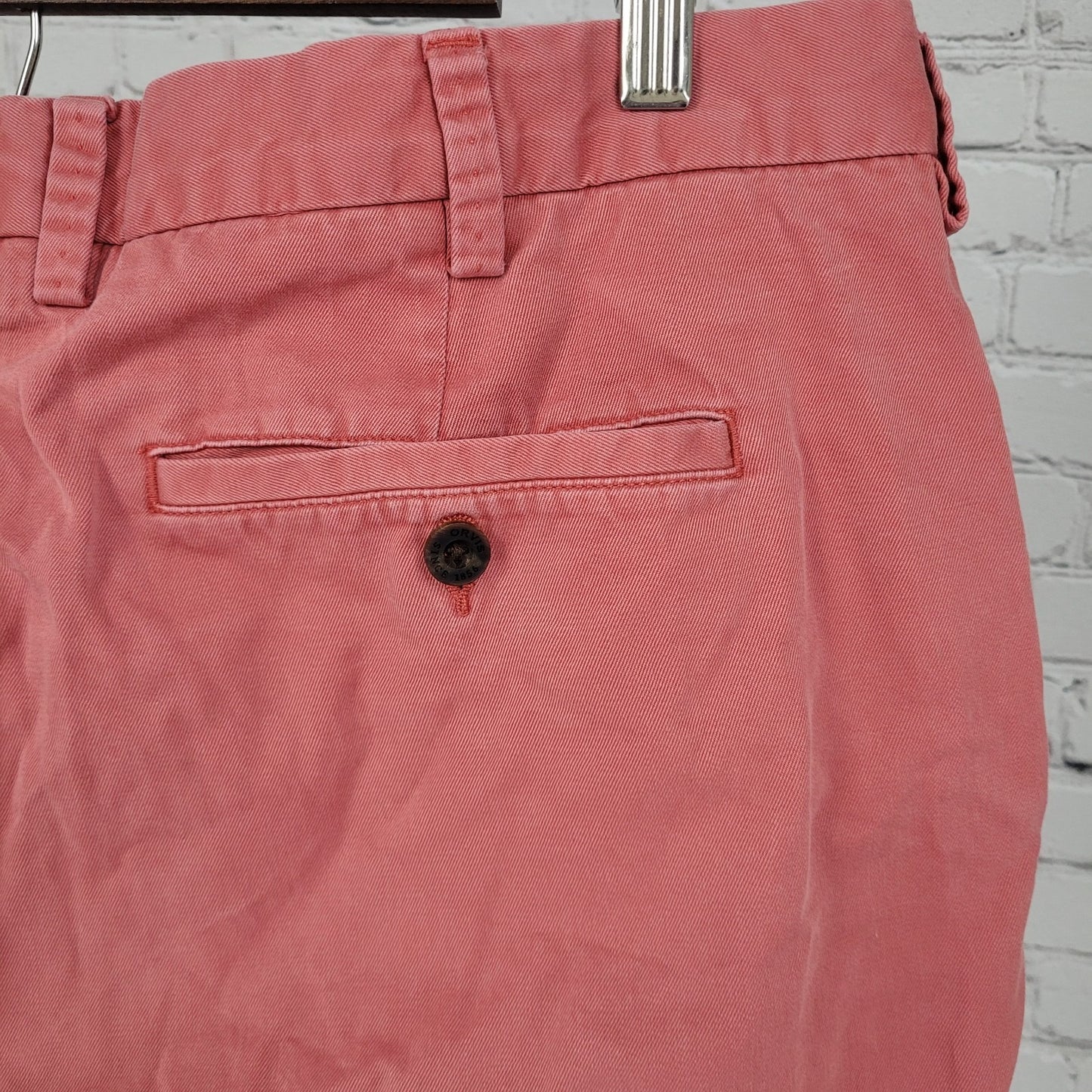 Orvis Muted Pink 100% Cotton Flat Front Chino Shorts Size 38 (38x8.5)