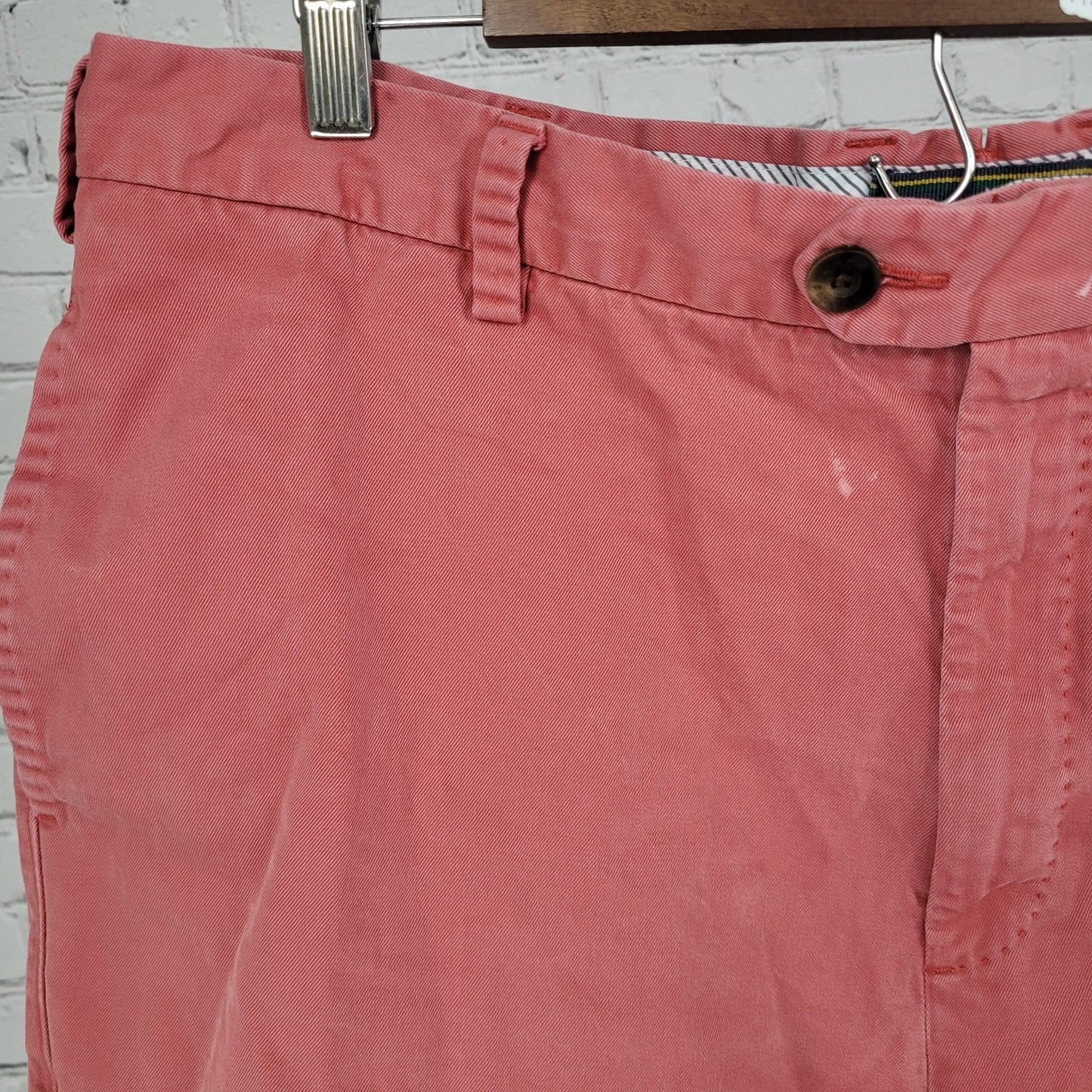 Orvis Muted Pink 100% Cotton Flat Front Chino Shorts Size 38 (38x8.5)