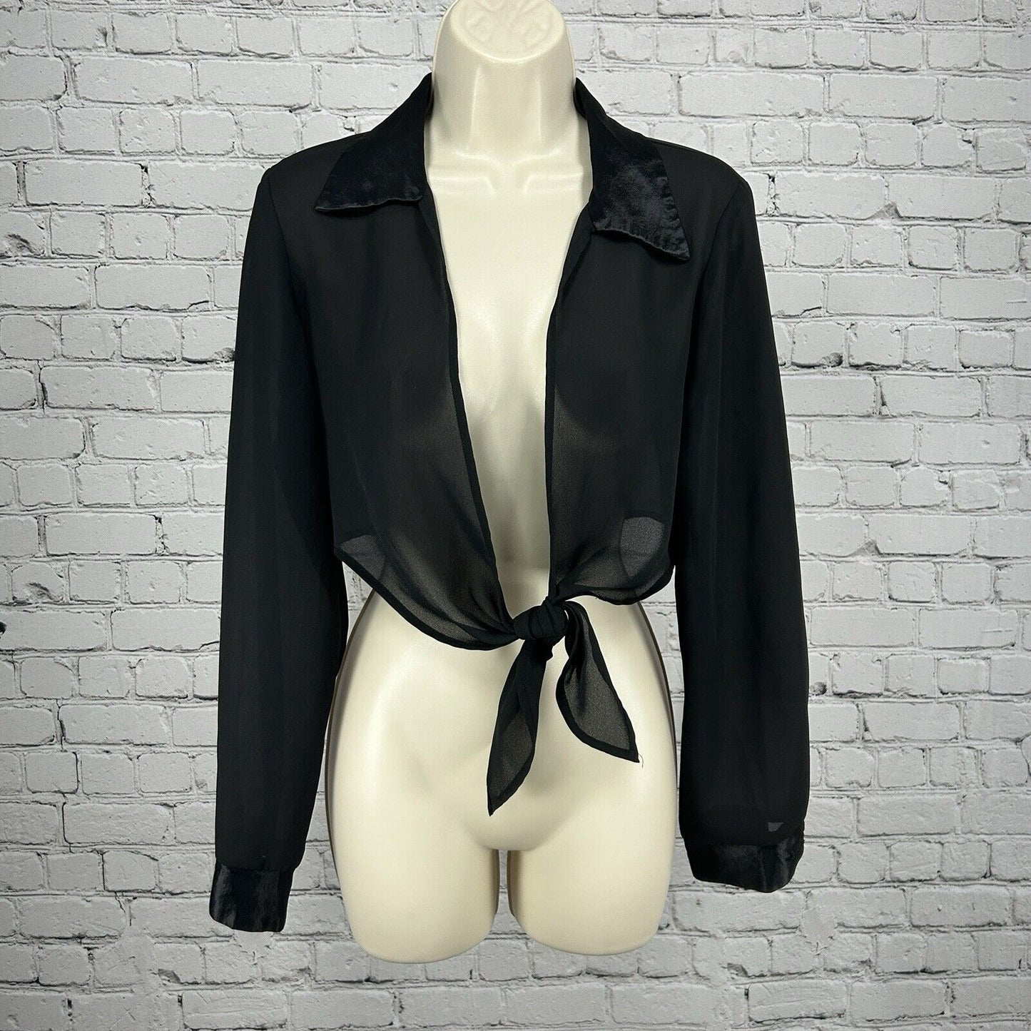 VTG Jay Jacobs Black Long Sleeve Collared Tie Cropped Blouse USA Size Large L