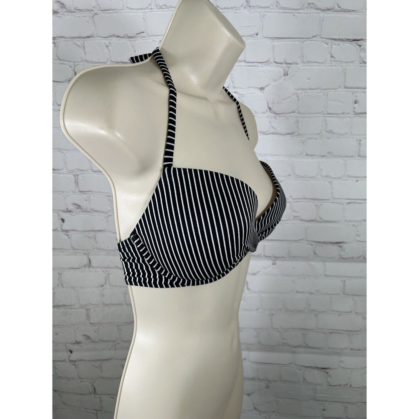 Shade & Shore Black/White Striped Twist Front Underwire Halter Bikini Top 34D