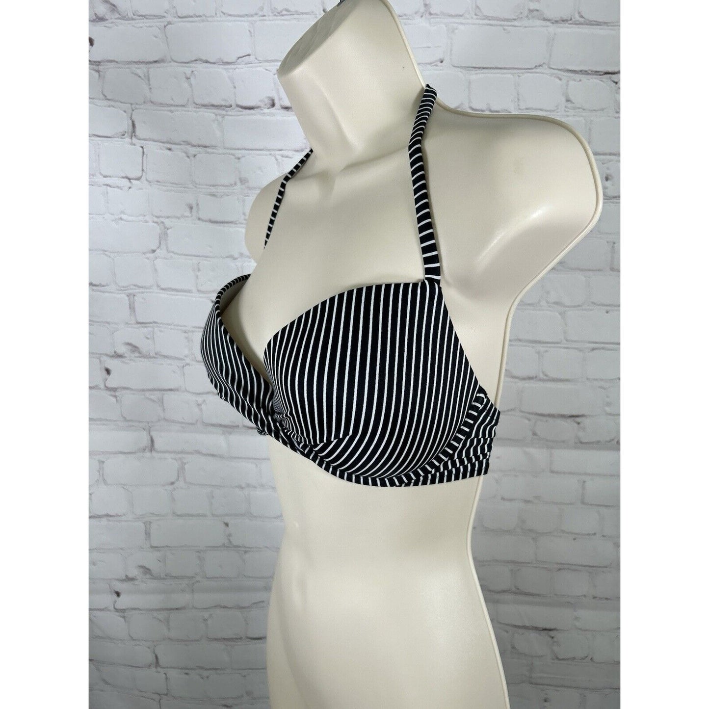 Shade & Shore Black/White Striped Twist Front Underwire Halter Bikini Top 34D